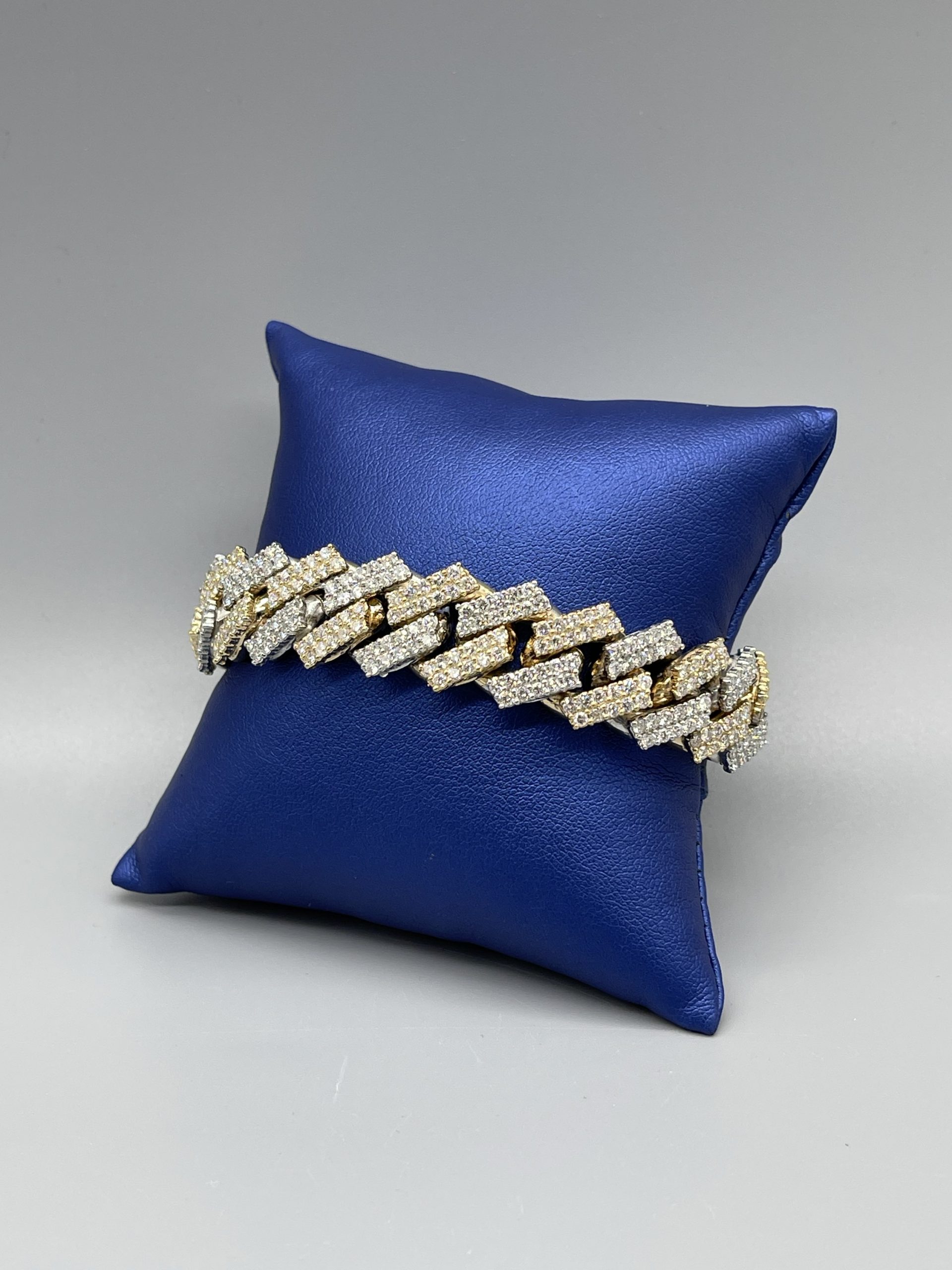 10KT 16MM 13.38CT Dia Two-Tone Cuban Diamond Bracelet - Image 2